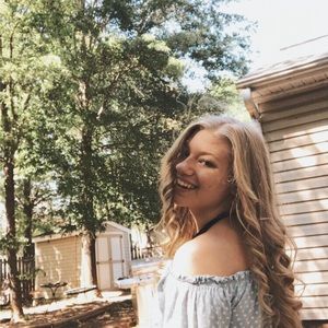 Meet your Posher, Amber